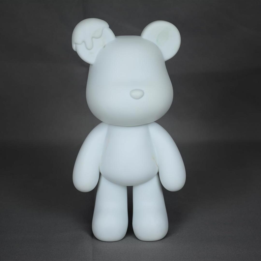 Fluid Bear Painting Figurine, DIY Bear Figure for Home Decoration (8 Inch, Blank Mold)