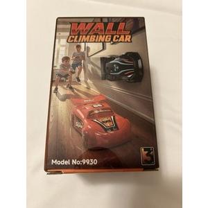 Wall Climbing Car
