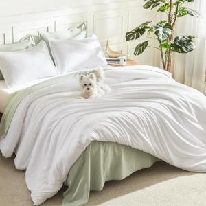 Litanika Oversized King Comforter Set White, 3 Pieces Lightweight Solid Bedding Comforter Set, All Season Fluffy Bed Set (120x98In Comforter & 2 Pillowcases)