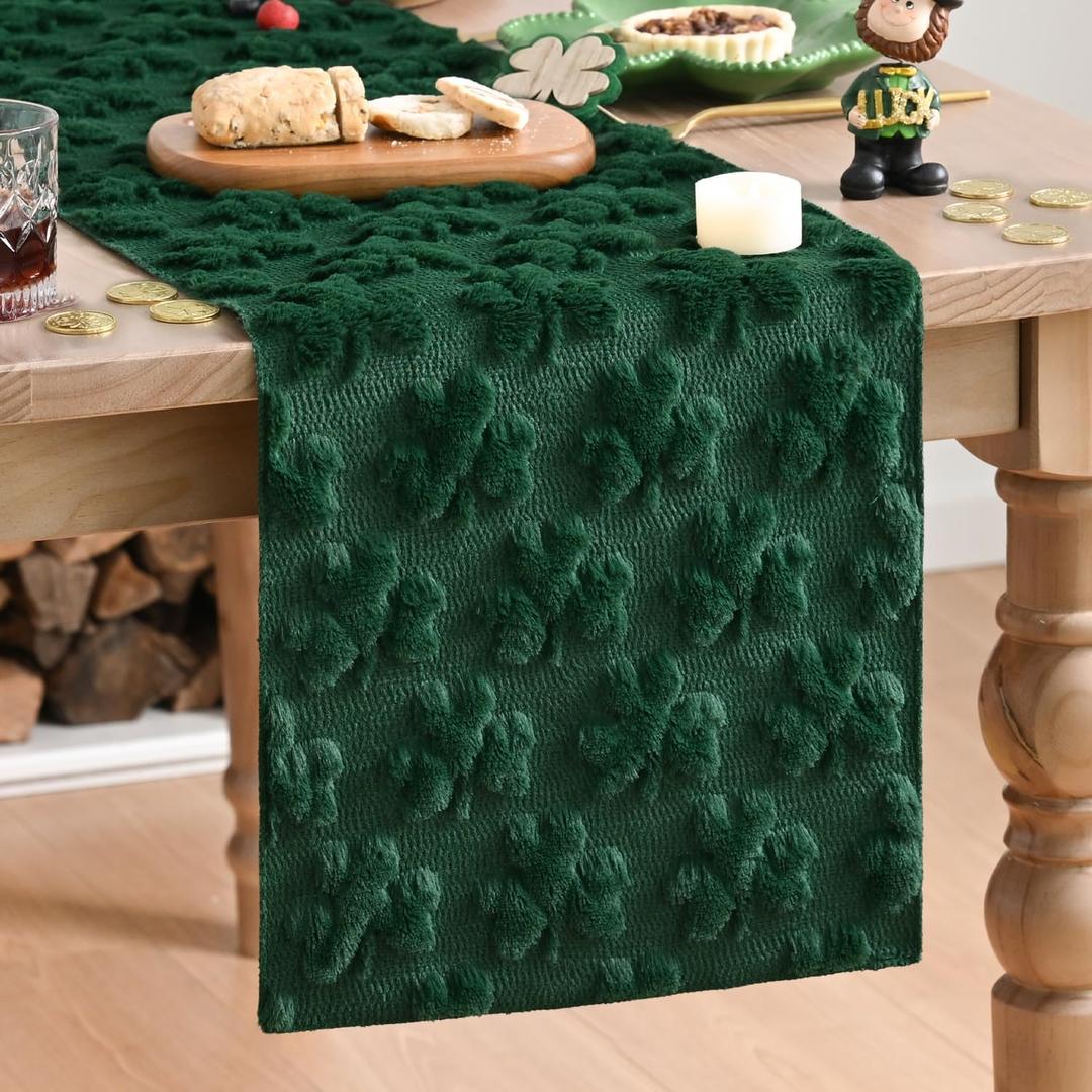 Artoid Mode Green Soft Plush Faux Fur Jacquard Lucky Clover St. Patrick's Day Table Runner, Seasonal Spring Kitchen Dining Table Decoration for Home Party Decor 13x72 Inch