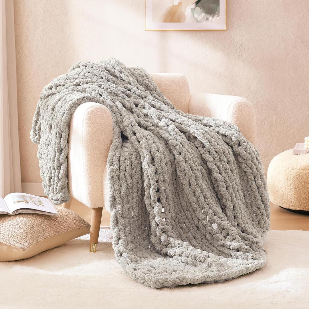 WRENSONGE Chunky Knit Blanket Throw Taupe Large Soft Fluffy Cable Knit Crochet Throw 100% Hand Knitted Blanket for Couch Bed(50"x60")
