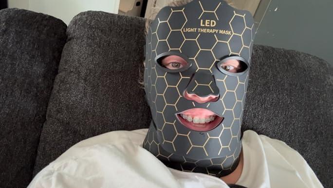 Yahi Face Mask, Black 1