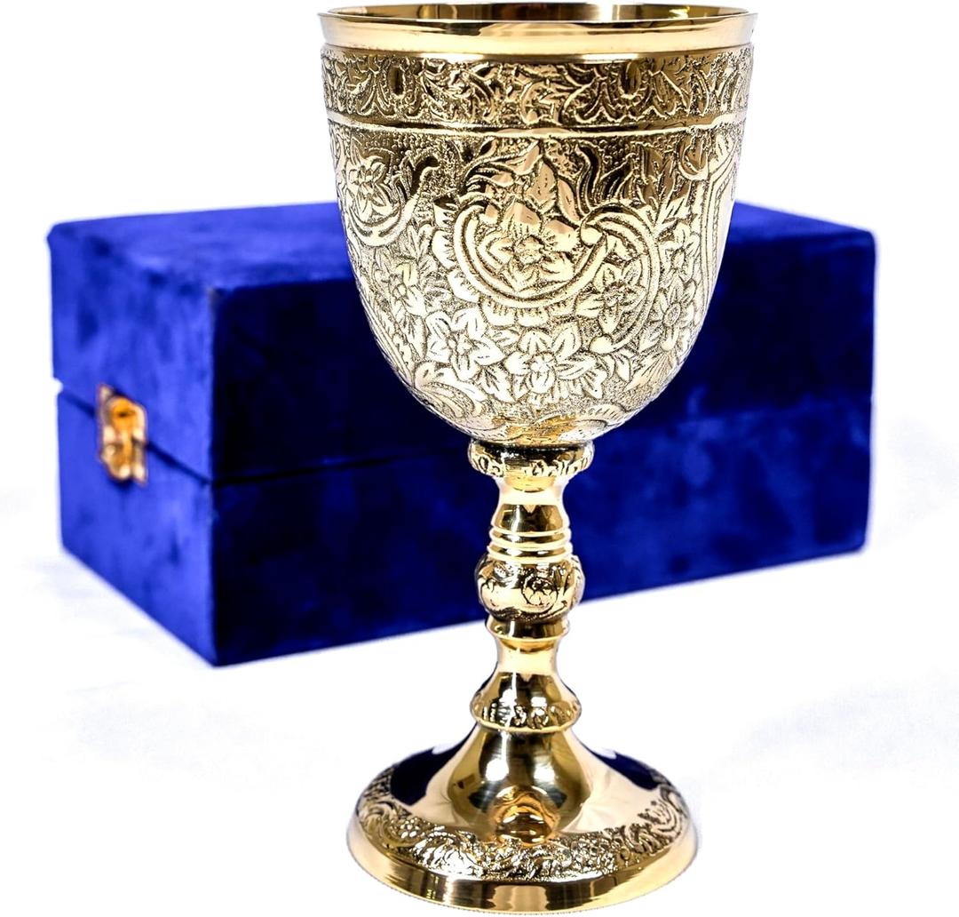 Vintage Brass, Royal Wine Cup, 1 Piece, Renaissance Medieval Gift Vintage Chalice Goblet, Food Safe Sturdy Brass Shot Glasses for Liquor, Ritual, Buddha, Weddings, Royal Medieval Decor, Blessings, (Gold/Silver)