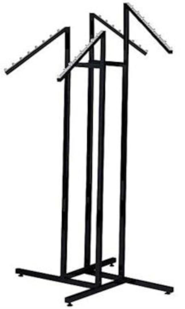 4-Way with Slant Arms in Black 4-Way with Slant Arms in Black