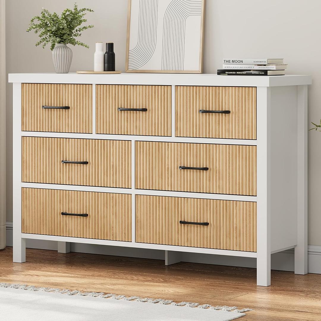 Fluted 7 Drawers Dresser for Bedroom, Modern Chest of Drawers with Metal Handles, Wood Storage Dresser with Deep Drawers for Living Room, Hallway (White & Oak)