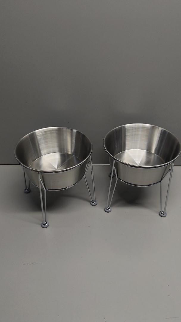 Wellbro Elevated Dog Bowls for Large & Medium Dogs  Stainless Steel 64oz/8 Cup Raised Feeder with NonSlip Base, Dual Food & Water Bowls 2Pack