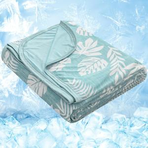 OIGAE Cooling Blanket for Hot Sleepers - Soft & Lightweight Summer Cold Blanket for Night Sweats | Perfect for Bed, Couch, Sofa (Green, Throw 50" x 70", Tropical)
