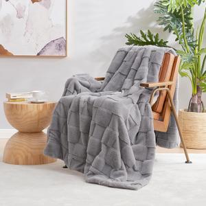 Cozy Bliss Checkered Faux Rabbit Fur Grey Throw Blanket, Soft Fuzzy Fluffy Minky Furry Blankets for Couch, Bed (50 * 60 Inches Light Grey)