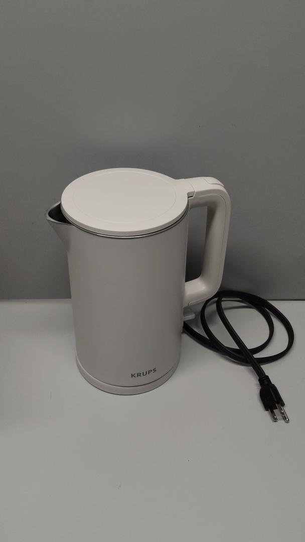 Thermo Protect Kettle, Electric Kettle, Safe to Touch, Full Stainless Steel Inside, 1.5 liters White