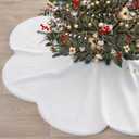 Baccessor White Christmas Tree Skirt 48 Inch Scalloped Faux Fur Plush Soft Xmas Tree Skirt Large Tree Skirt for Christmas Home Decorations Holiday Party Ornaments Indoor Decor