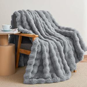 Thick Bubble Faux Fur Blanket 153cm x 203cm, Soft Faux Rabbit Fur , Machine Washable (Gray)