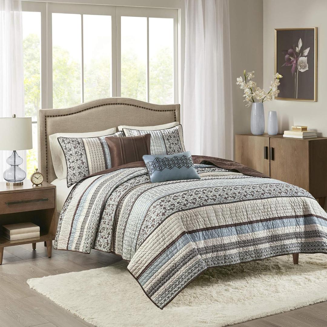 Madison Park Quilt Set Luxurious Jacquard Stripes Design - All Season, Coverlet Bedspread Lightweight Bedding Layer, Shams, Decorative Pillow, King/Cal King(104"x94"), Floral Blue 5 Piece