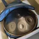 "SINGOFIRE" 10-Notes Handpan Drum, Handpan Drums for Adults, 22-Inch 440Hz D Minor Kurd, HandPan Instrument with Soft Handpan Bag, 2 Mallets, Handpan Stand and Dust-Free Cloth(Black)