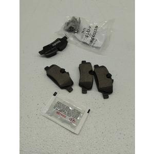 BXC-9164-HG 1800 Bendix Semi-Metallic Front Brake Pads