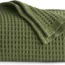 Bedsure 100% Cotton Blanket Twin XL Size for Bed - Breathable and Soft, Waffle Weave Blanket for Summer Spring, Olive Green, 66x90 inches