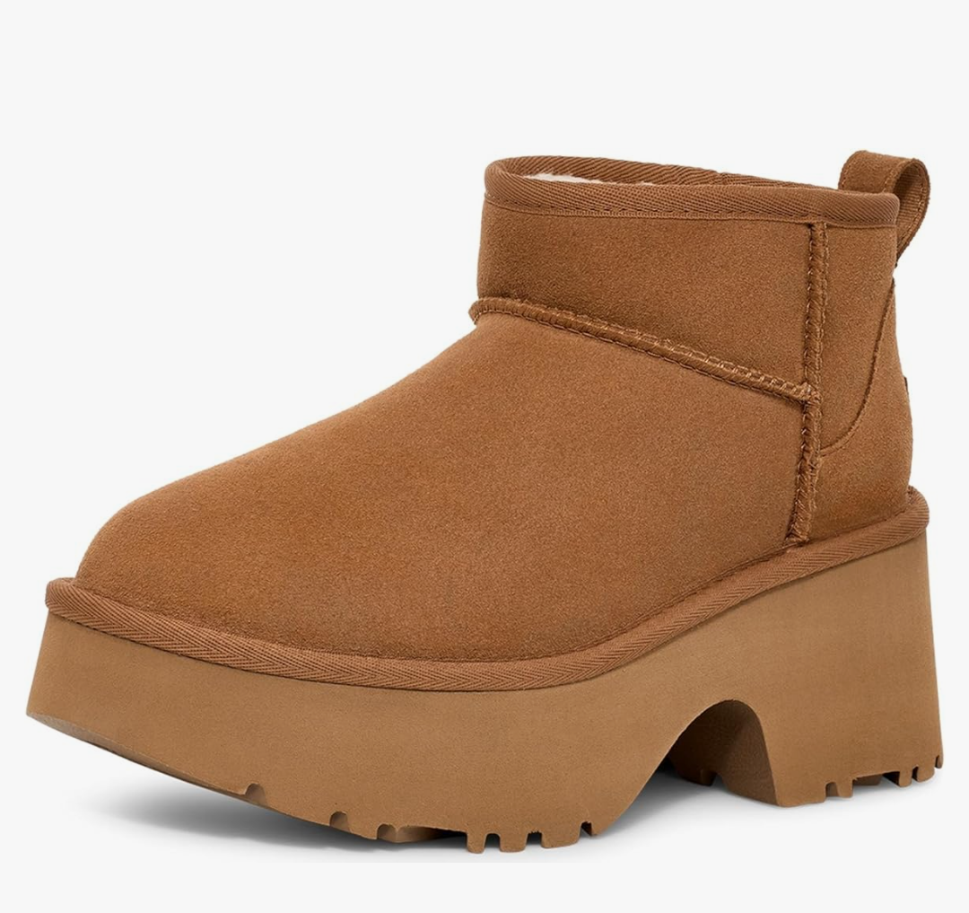 UGG Women's Classic Ultra Mini New Heights Fashion Boot
40