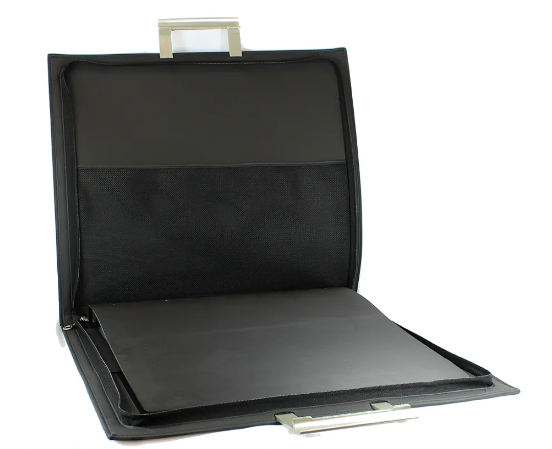 Prat Paris Preference Presentation Case - Black, 10 Pages, 3 Rings