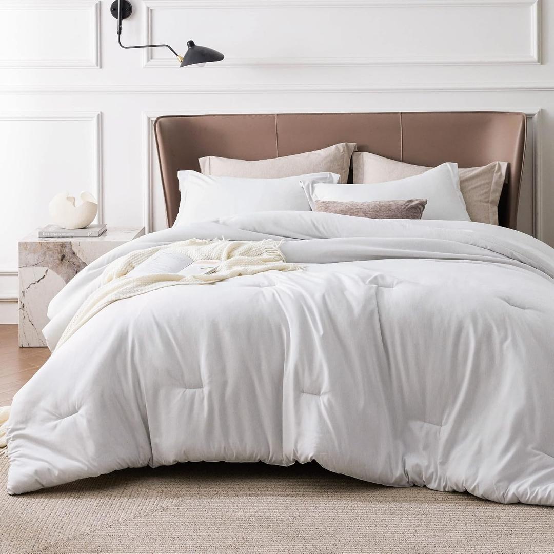 Bedsure Oversized King Comforter Set - Grayish White Soft Bedding for All Seasons, Cationic Dyed Bed Set, 3 Pieces, 1 Oversized King Size Comforter (120"x98") and 2 Pillow Shams (20"x36"+2")