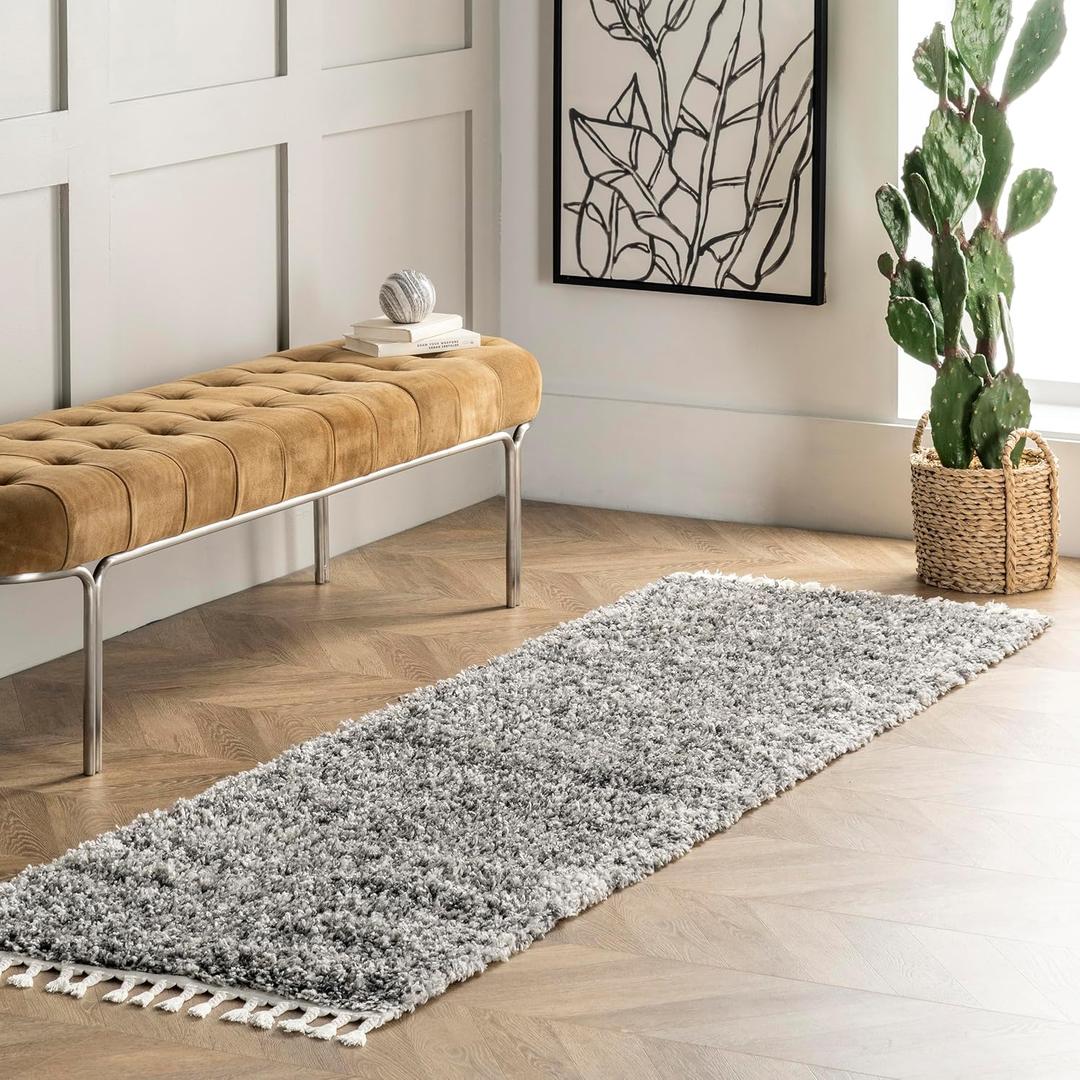 nuLOOM Brooke Shag Tasseled Area Rug - 2x8 Runner Shag Rug Casual Grey/Ivory Rugs for Living Room Bedroom Dining Room Nursery Entryway Hallway