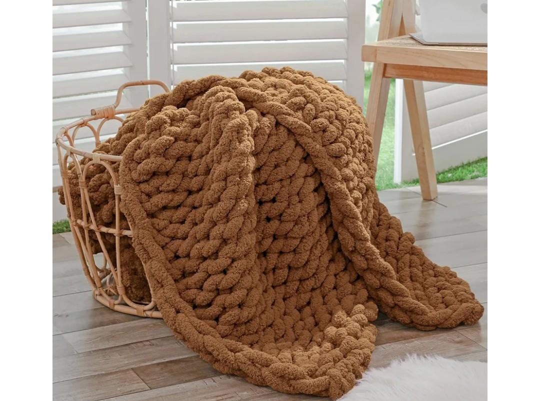 Bigacogo Chunky Knit Throw Blanket for Couch, 40x60 inches, 100% Hand Knitted with Thick Jumbo Chenille Yarn, Cozy Soft Large Rope Knot Cable Crochet Blankets for Sofa Bed Living Room, Caramel