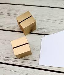 Ripeng 24 Pcs Gold Table Number Holders Wooden Place Card Holder Bulk Mini Round Table Top Stand for Wedding Holiday Photo Menu Clips Display Office Banquet Birthday Party Restaurant