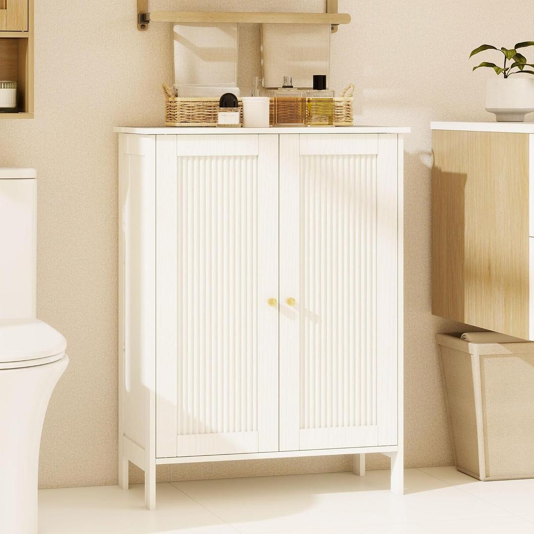Fluted Bathroom Floor Storage Cabinet for Towels with 2 Doors,White