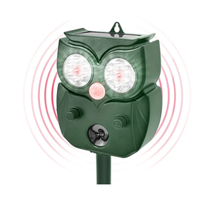 Solar Animal Repellent Outdoor, Ultrasonic Deer Repeller, Raccoon, Squirrel Deterrent Device, Waterproof Motion Detection, Rodent Against Cat, Dog, Rabbit, Skunk for Garden, Lawn, Farm Use