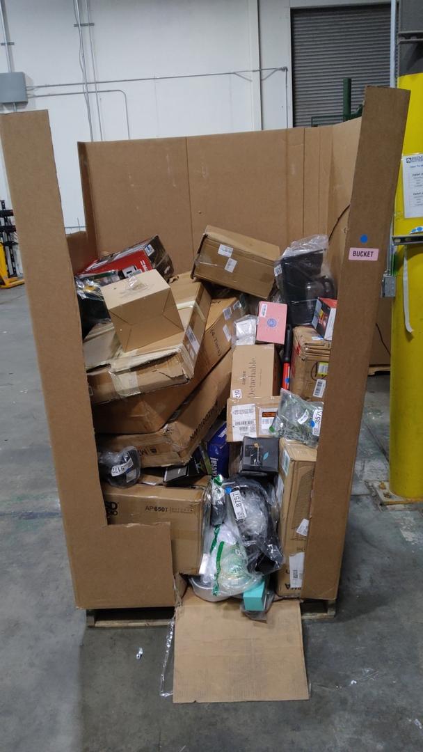 Pallet Of Salvage Items