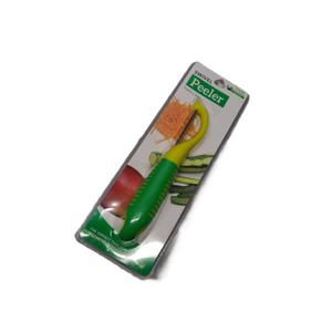 Swivel peeler