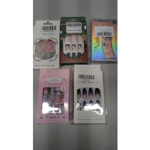 Set of Press on Nails, Fake Nails