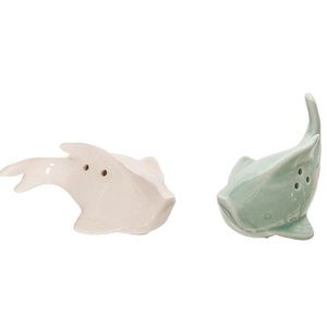 Beachcombers Green Bisque Fish Salt and Pepper Shaker, Set of 2, 2.84inch Length, Kitchen Accessories