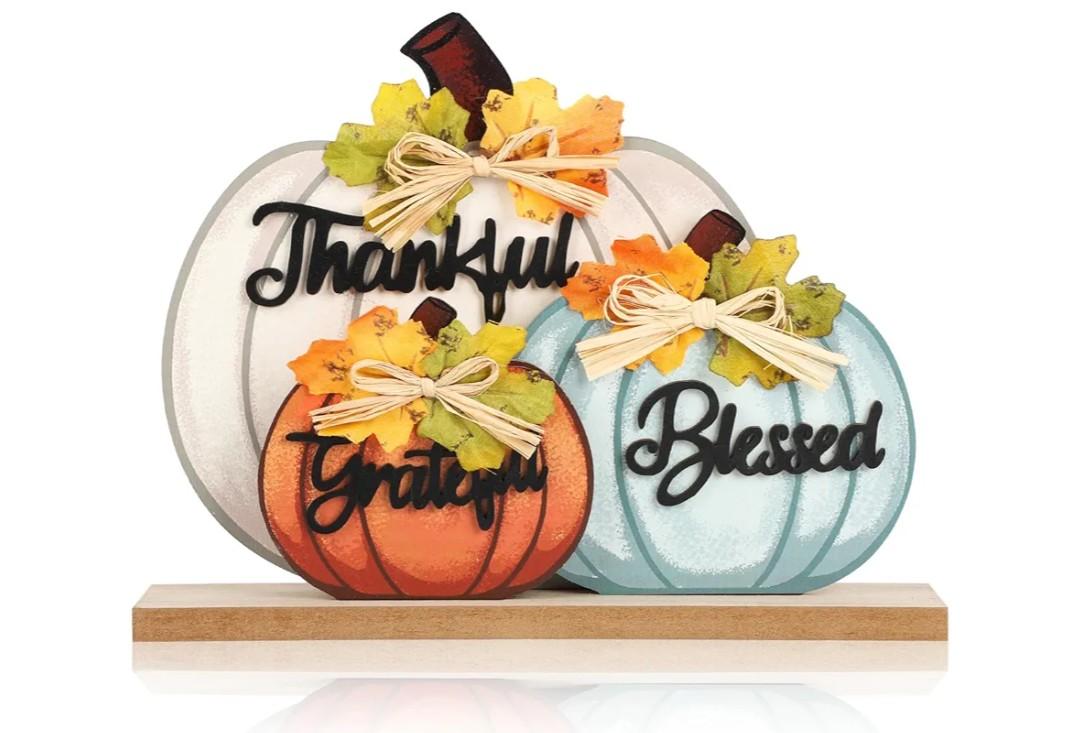 3 Pcs Fall Pumpkin Decor Wooden Table Sign Thankful Blessed Grateful Tabletop for Autumn Farmhouse Vintage Thanksgiving Harvest Party Rustic Home Room Table Shelf Halloween Decorations