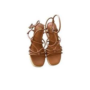 SM NEW YORK Color Taupe, Size 9