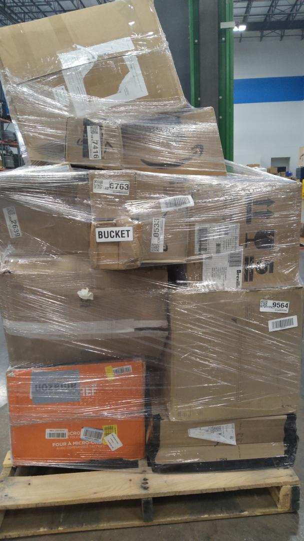 Pallet of Salvage Items