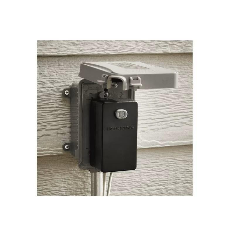 Hampton Bay Low Voltage 30-Watt Landscape 15-Volt Plug-in Transformer for Use with Smart Low Voltage Products