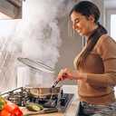 Large Splatter Screen for Frying Pan, 15 Inch Stainless Steel Grease Splatter Guard, Mesh Frying Screen Keeps Kitchen Clean and Protects Skin From Burns