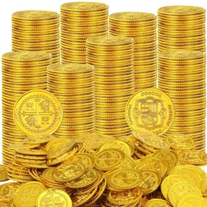 Hanaive 800 Pcs Plastic Pirate Coin Gold Treasure Spanish Doubloon Fake St. Patricks Toy Coin for Kids Board Games Pirate Party Cosplay Teachers Classroom Reward(Gold)