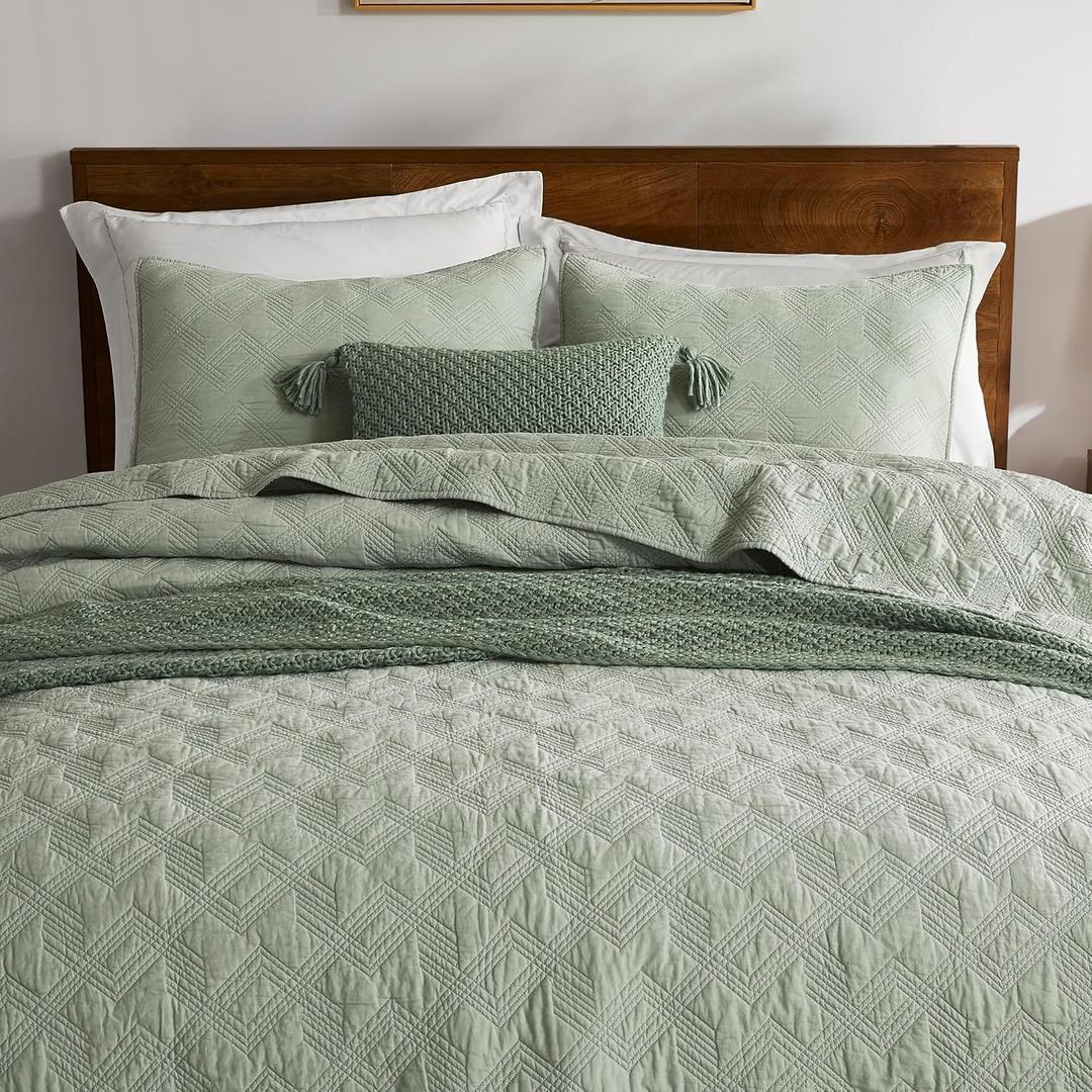WDCOZY 100% Cotton King Size Quilt Set - Sage Green Pre-Washed Soft Lightweight Modern Bedspread, Farmhouse Country Rustic Coverlet, Textured Like Linen, Shabby Chic Gauze Bedding, 3 Pieces (King (106"x96"))