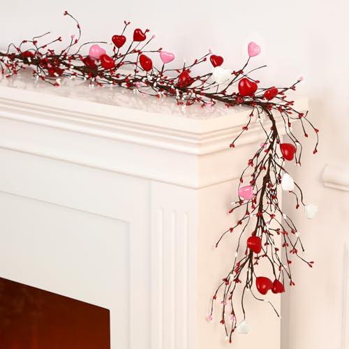 Yuxung Valentine's Day Garland with 30 Fairy Lights 4.5ft Pip Berry Decorative Berry Blossom with Hearts LED Christmas Lights Garland for Valentine's Day Wedding Party