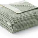 Amlie Home Chenille Throw Blanket, Soft Cozy Waffle Throw for Couch & Sofa, Warm Yet Lightweight, Breathable All-Season Throws for Women Men, Housewarming, Birthdays, 50"x60", Green