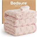 Bedsure GentleSoft Full Size Blankets for Bed Light Pink - Super Soft Cozy Fleece Blanket for Women Men Girls, Large Fuzzy Throws for Bedroom Decor, 84x90 Inches