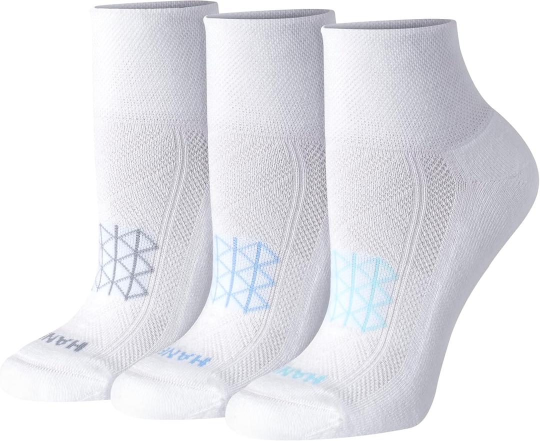 Hanes Women's Running Ankle Socks, Absolute Run Socks for Women, Breathable Mesh, Seamless Toe, 4-Pack