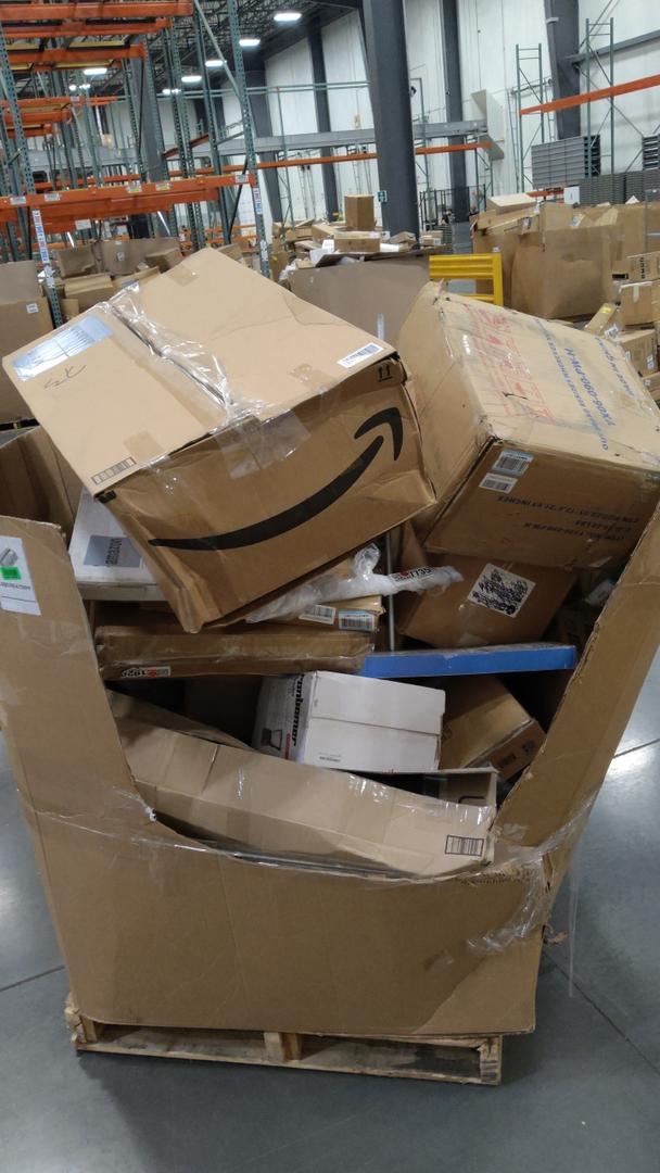 Pallet of Salvage Items