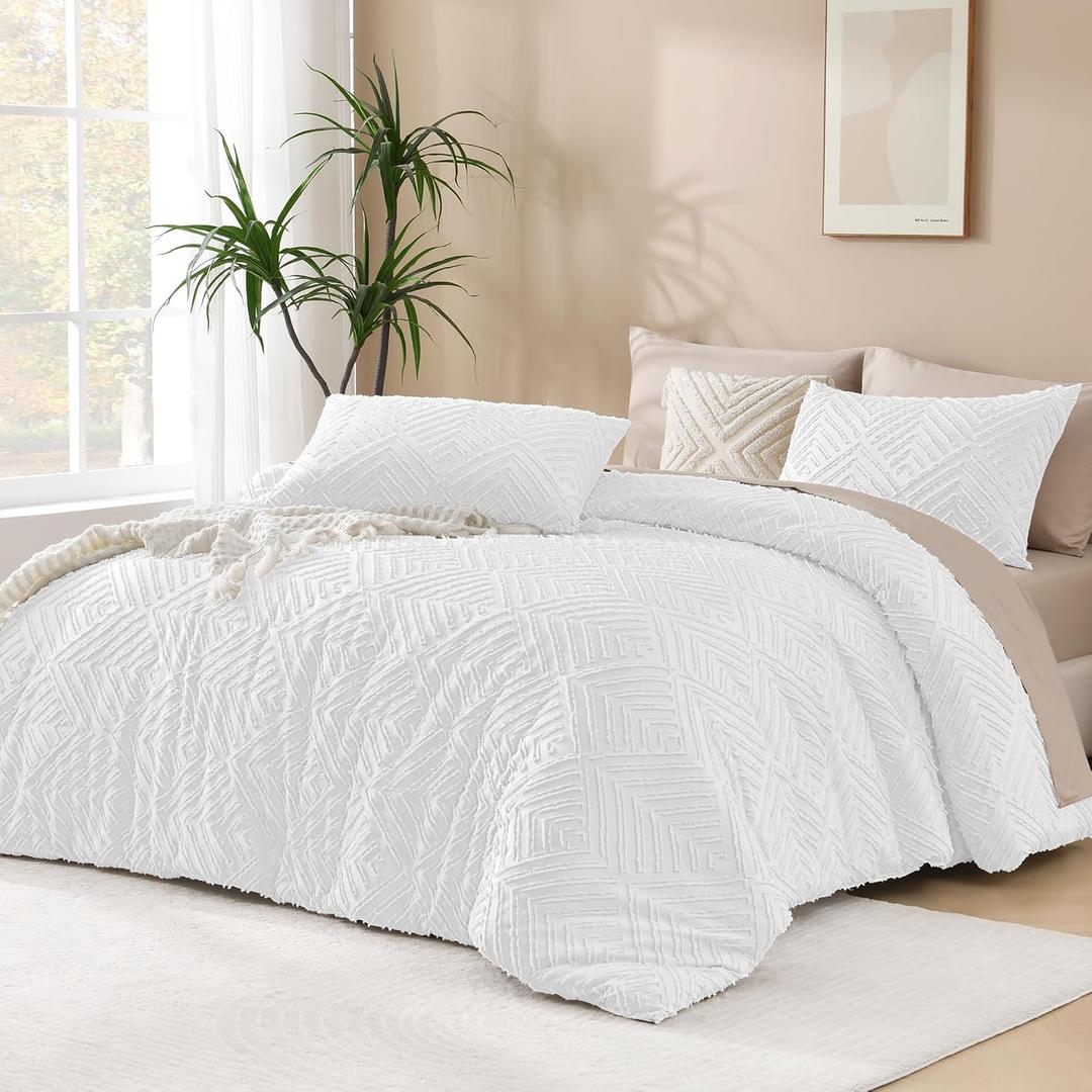 Andency White Comforter King Size, 3 Pieces Boho Bedding Set & Collections, Farmhouse Tufted Fluffy Bedding Comforter Sets for King Bed (1 Comforter 104x90In, 2 Pillowcases)