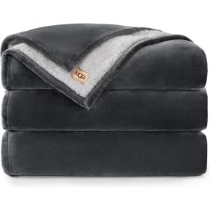 UGG Ariana King/ California King Blanket Fleece Fluffy Reversible Soft Fuzzy Bedding Cozy Plush Oversized Blanket Machine Washable Bedroom Decor for Big Couch or Bed, 110-inch x 90-inch, Charcoal Grey