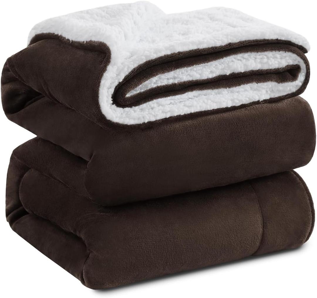KAWAHOME Sherpa Fleece Queen Size Blanket for Bed - Extra Warm and Heavy Thick Blankets for Winter, Super Soft 500GSM Plush Blanket, 90"X 90" Brown
