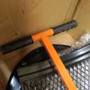 VEVOR Compost Spreader, 24.4-25.6" Height Adjustable Handle, 24" Wide, Lawn and Garden Peat Moss Roller with Side Latches, Powder Coated Steel Mesh Basket for Spreading Manure, Topsoil, Black