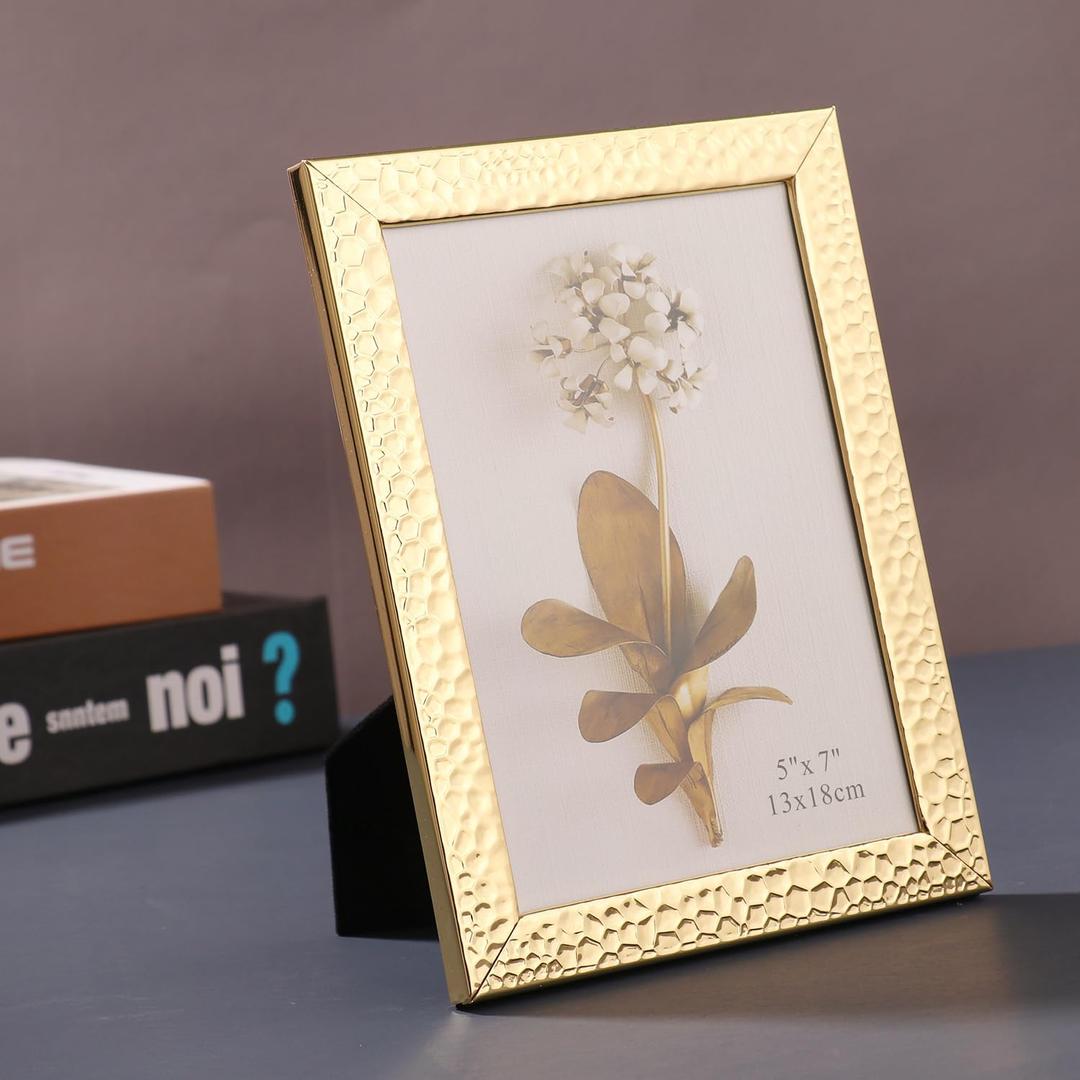 5 x 7 Gold Metal Picture Frame, Gold Photo Frame Fits 5 by 7 Inch Picture,Metal Picture Frames with Hammered Patterned Photo Display for Desk or Wall,Tabletop, Counterspace, Shelf (Gold, 5x7)
