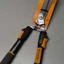 Fiskars Power-Lever Hedge Shears - 25"-33" Extendable Handle - Plant Cutting Scissors - Yard and Garden Tools - Orange/Black (1-Pack)
