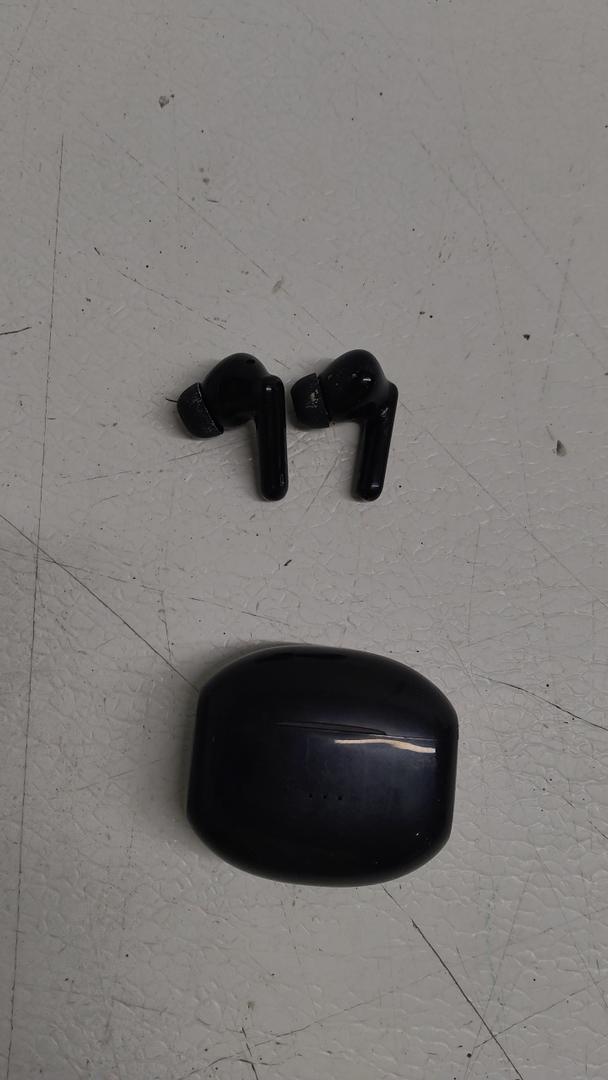 iLive Truly Wireless Earbuds with Active Noise Cancellation, IAEBTN333B